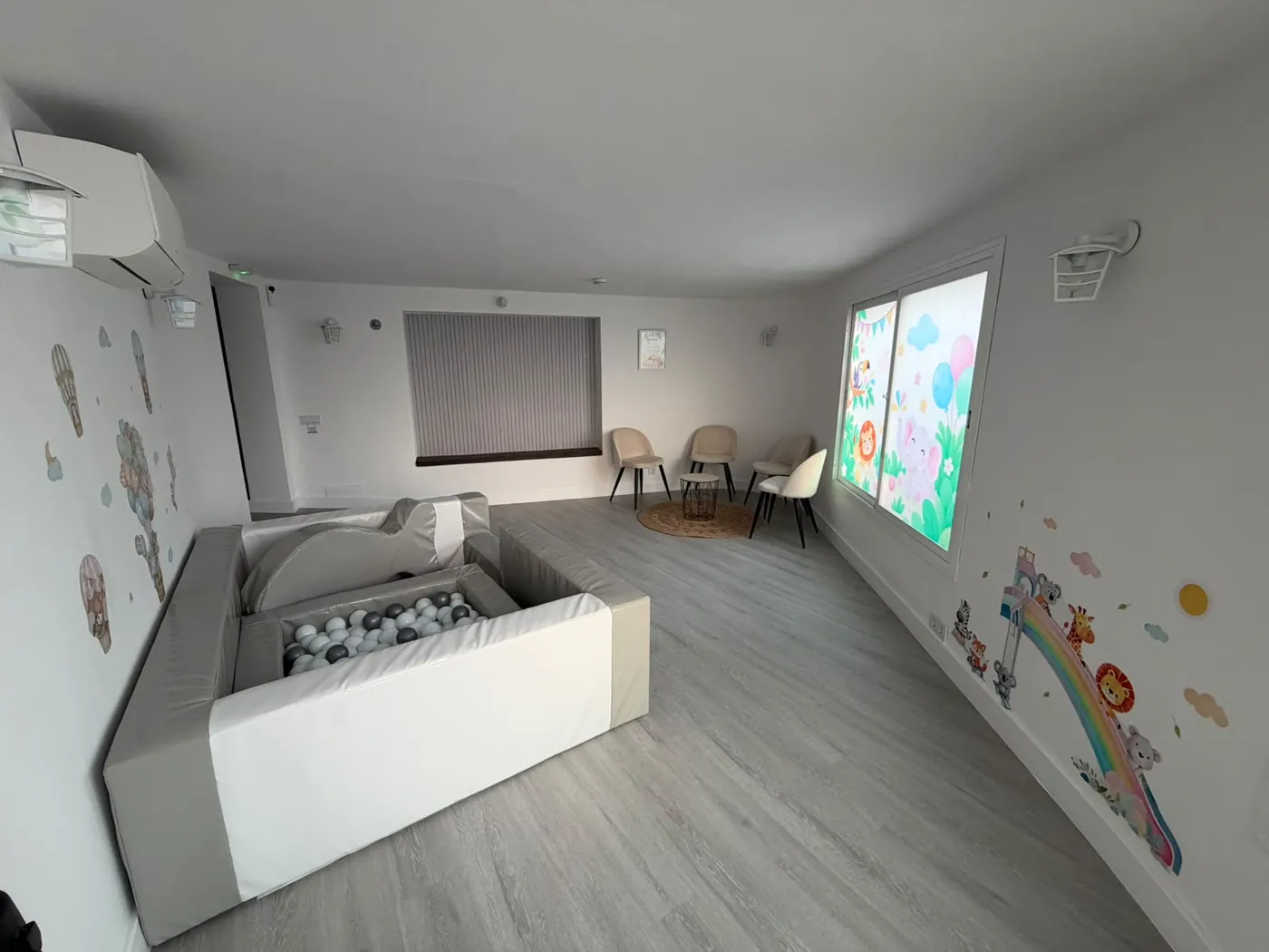 Sala para bebés Karibu